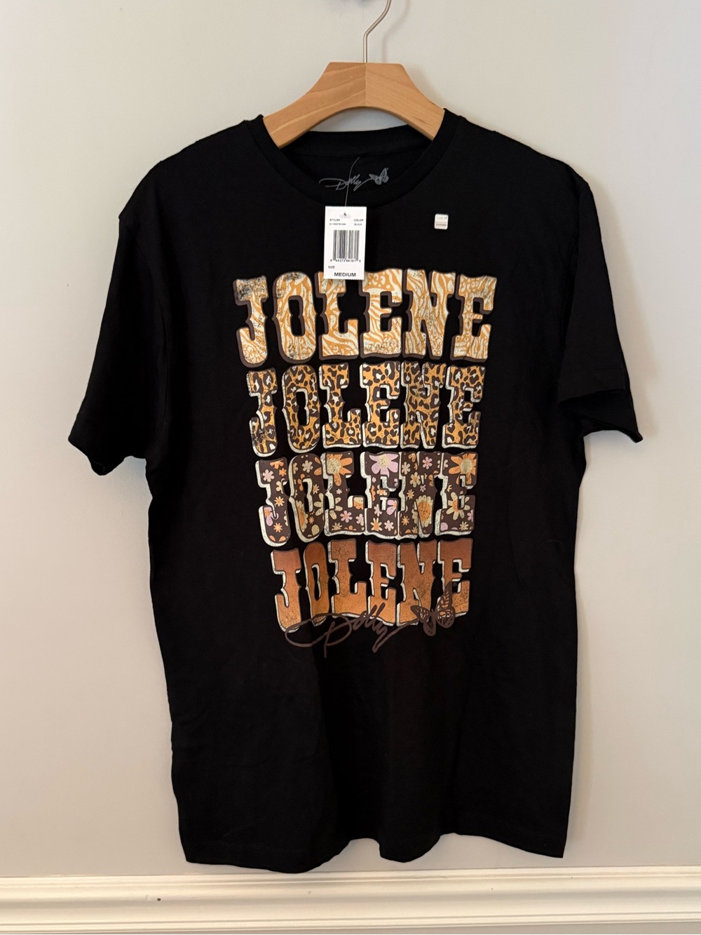 NWT Dolly Parton black graphic tee Jolene shorts sleeve shirt. M